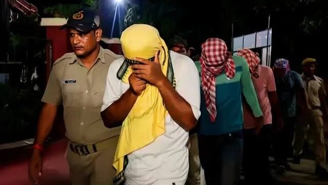 ପୋଲିସ୍ SI ପରୀକ୍ଷା ସ୍କାମ୍: ରିମାଣ୍ଡରେ ଅଭିଯୁକ୍ତ, ଆନ୍ତଃରାଜ୍ୟ ଲିଙ୍କ୍ ଉପରେ CBIର ତୀକ୍ଷ୍ଣ ନଜର